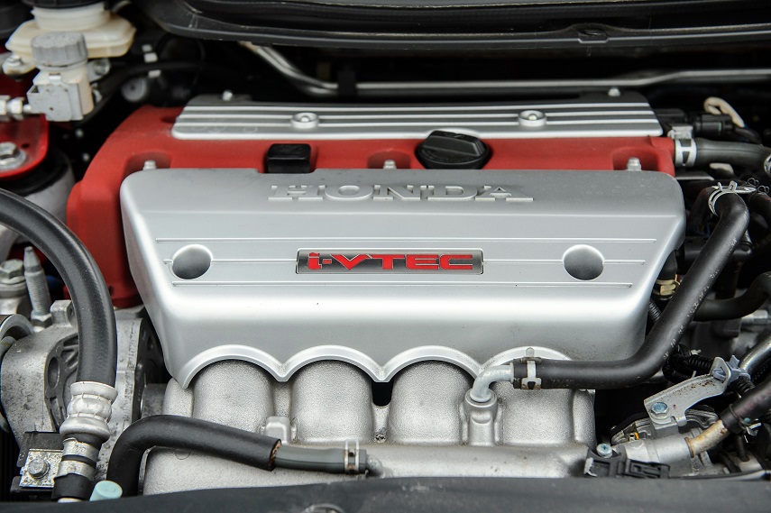 Honda Civic Type R FN2 engine