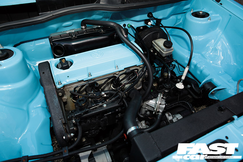 Clean engine bay on modified vw caddy 