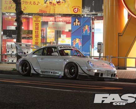 RWB Porsche 993 Carrera 2