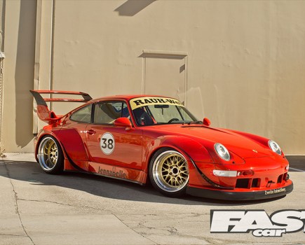 RWB Porsche 993 Carrera 2