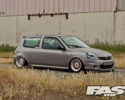 modified Renault Clio Mk2 Facelift