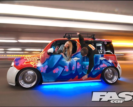 modified Nissan Cube