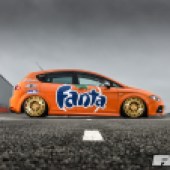 SEAT Leon modified Fanta