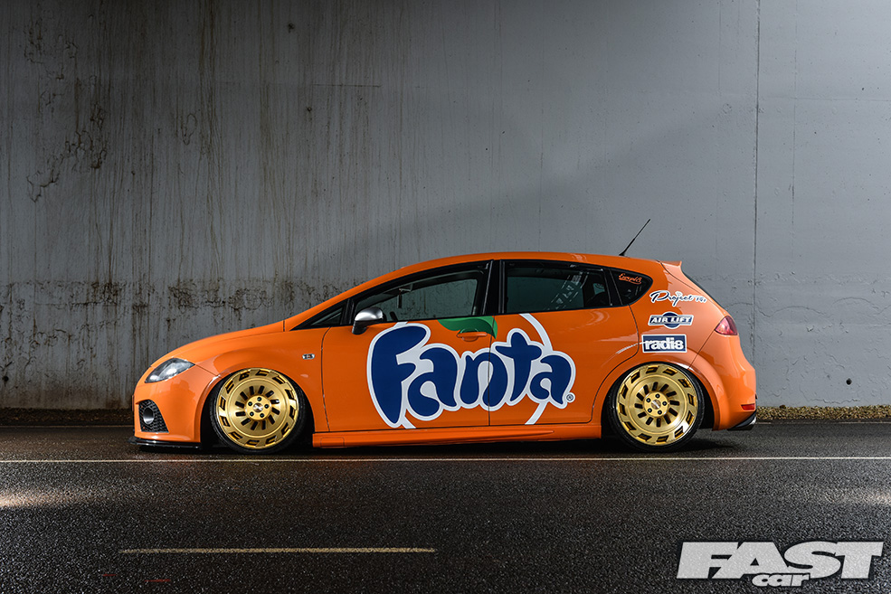 Fanta винил на авто. винилы на фантом. автомобили фанта. Pontiac plexiglas ghost car. шары эксперименты с машиной.