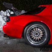 Rear wheels and wing on FD