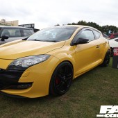 Left side of a yellow Renault Megane RS at the Forge Action Day 2019
