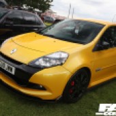 A front left side shot of a yellow Renault Clio Sport at the Forge Action Day 2019