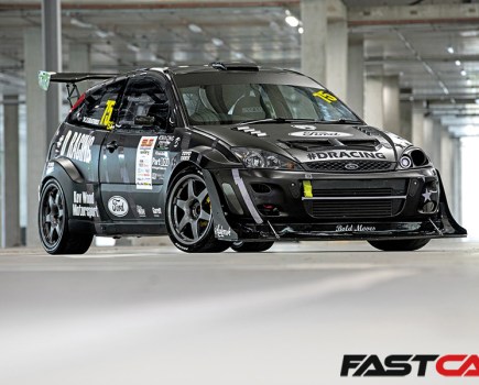 Front 3/4 shot of tuned Ford Focus RS Mk1 track car