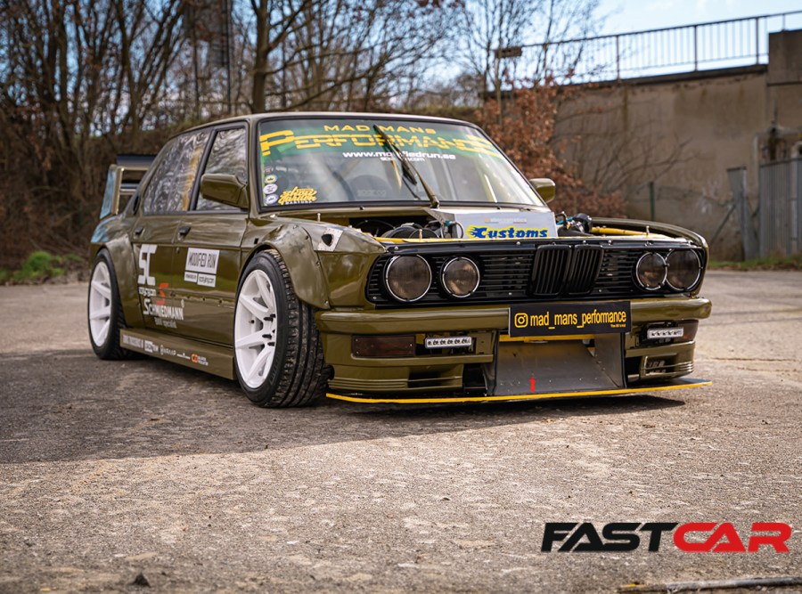 front 3/4 shot of widebody BMW E28
