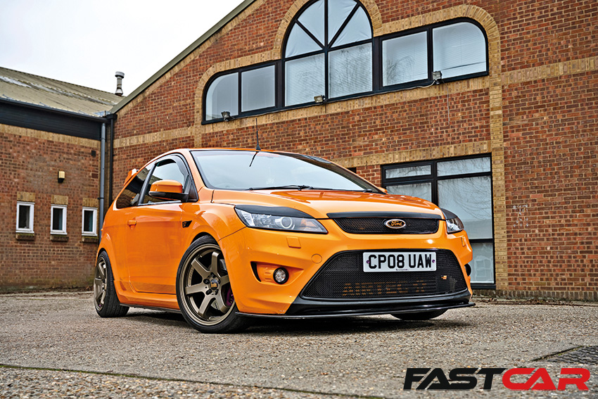 Front 3/4 shot of tuned Focus ST Mk2