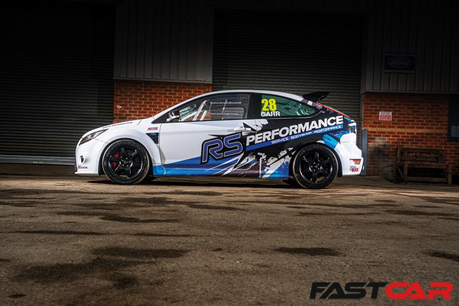 Side profile shot of modified Ford Focus RS Mk2