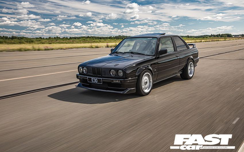 Front driving shot of e30 turbo