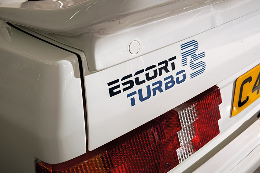 Ford Escort RS Turbo S1 badge