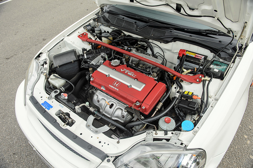 B16 engine in Honda Civic Type R EK9