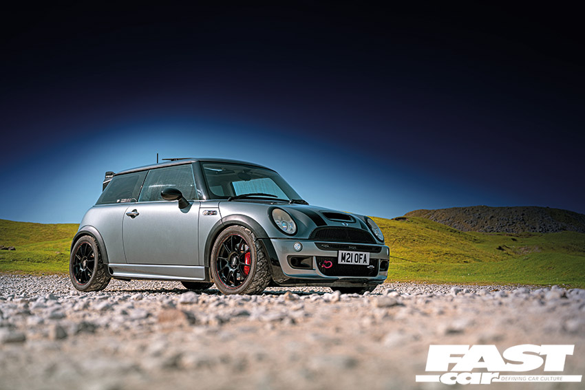 Modified Mini Cooper S R53 With 300hp | Fast Car