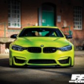 Front of bagged BMW M4 F82