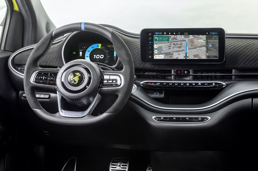 The Abarth's interior is similar to that of the Fiat 500e.