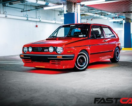 Front 3/4 of VR6-swapped Mk2 Golf GTI