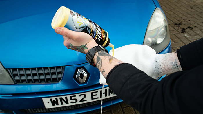 Applying stronger shampoos for washing your car