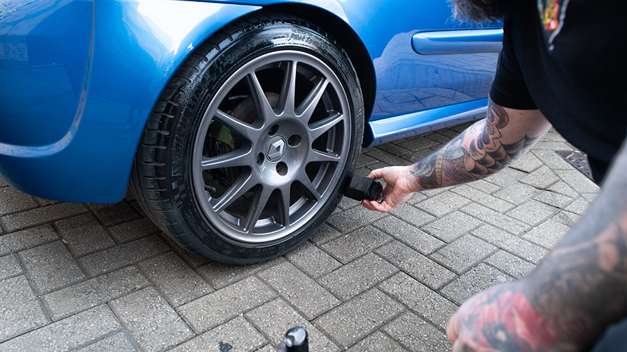 How To Apply Tire Shine Fast Car