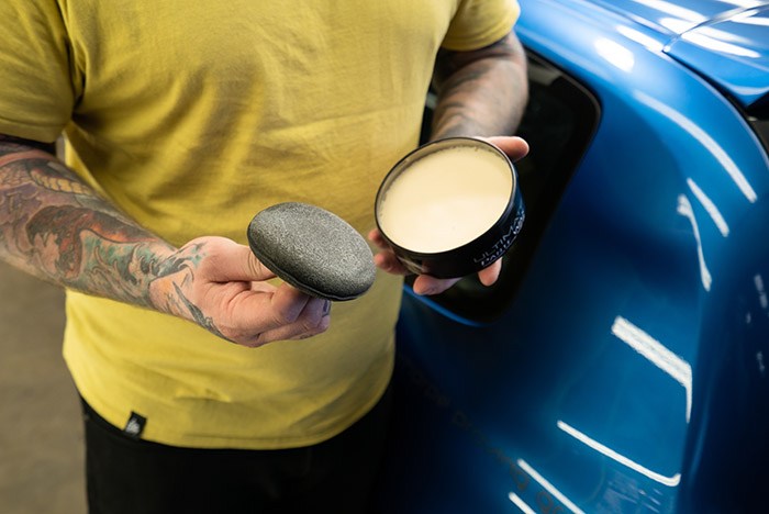 What Is The Difference Between Car Polish & Wax? | Fast Car