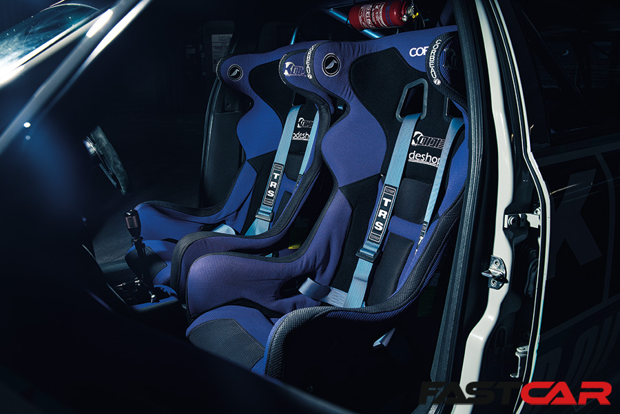 modify a car with Race bucket seats - octavia esate