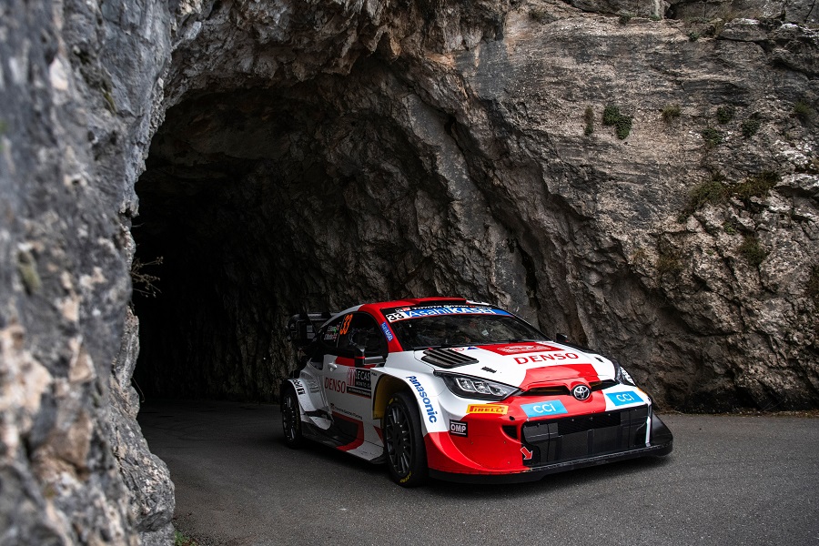 Elfyn Evans passing through one of the tunnels of the Rallye Monte-Carlo.