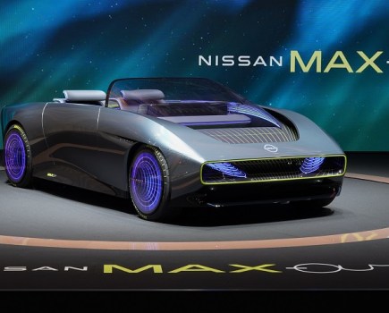 The Nissan Max-Out concept on a turntable.