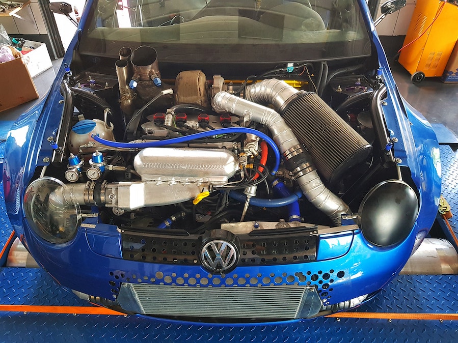 Huge air filter on VW engine