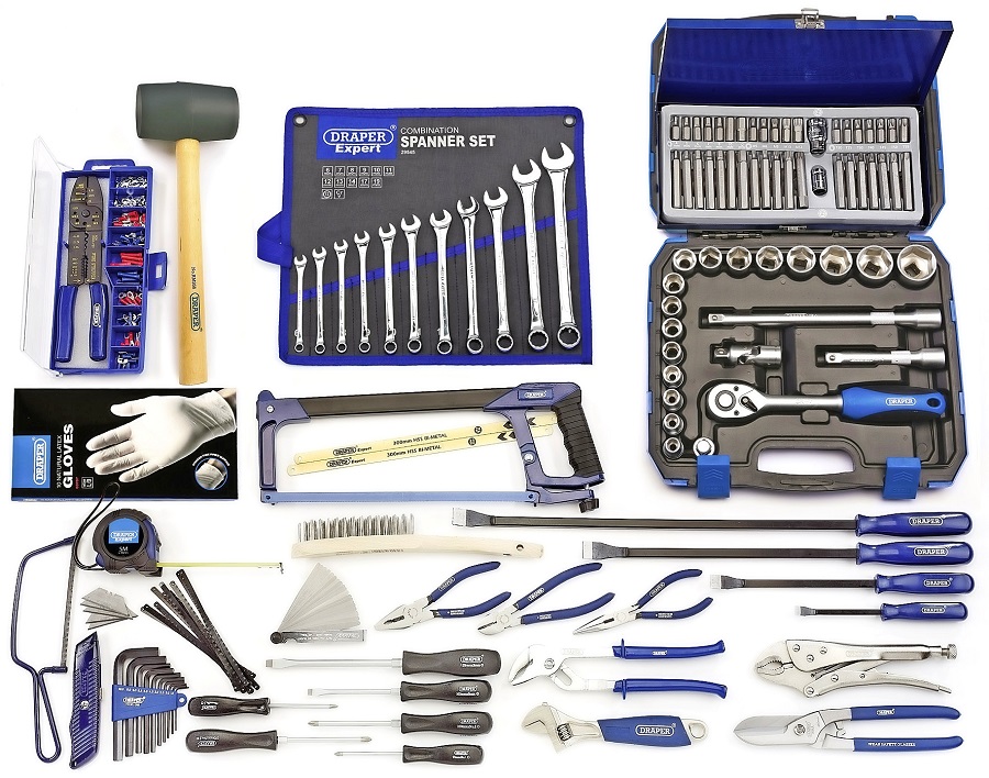 The contents of a Draper tool set.