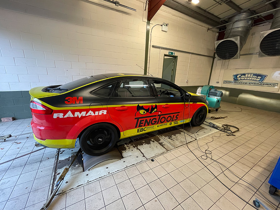 Ford Mondeo being ECU tuned on a dyno