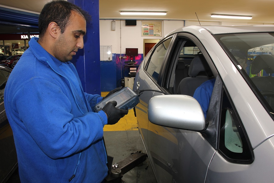 How To Change Brake Fluid Fast Car