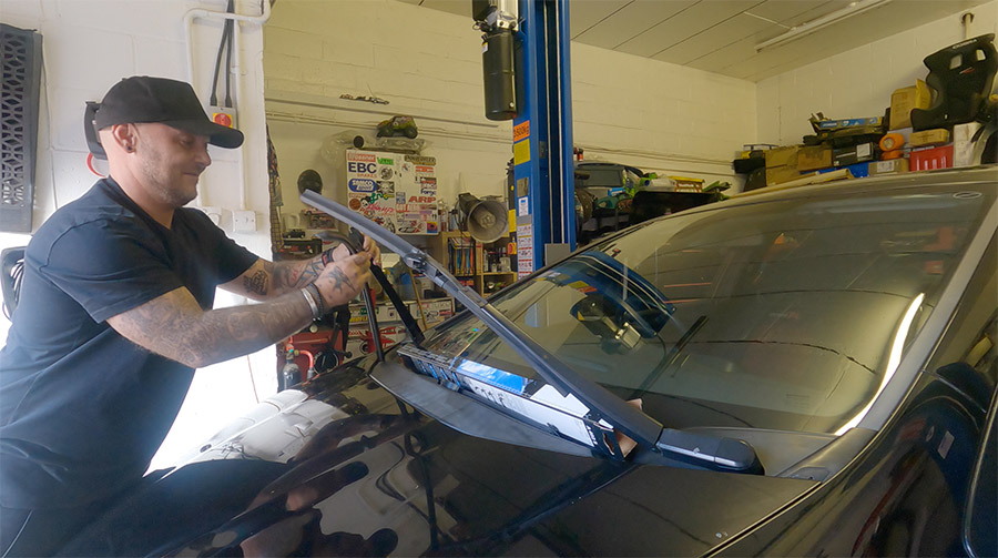 How To Change Wiper Blades Fast Car