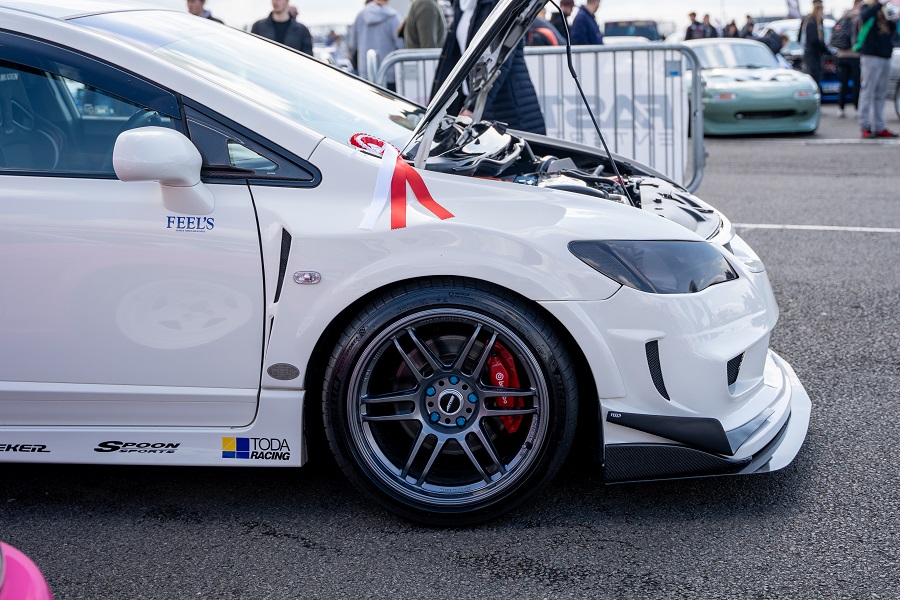A detailed shot of an FD2 Civic tuned by FEEL's