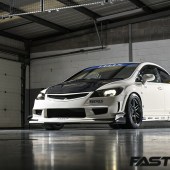 Modified Honda Civic Type R FD2 front 3/4