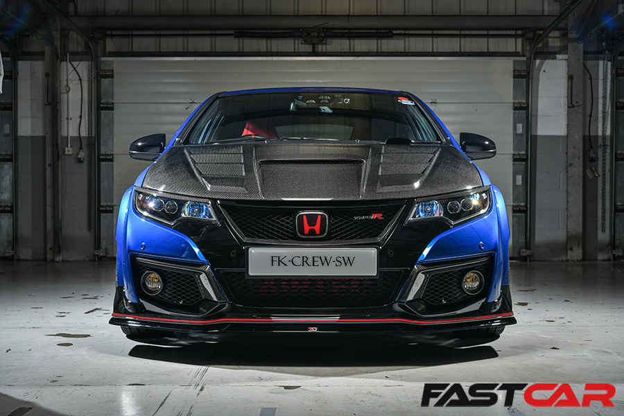 front on shot of modified honda civic type r fk2