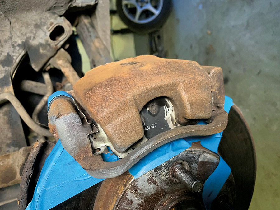 clean off dirty brakes before painting