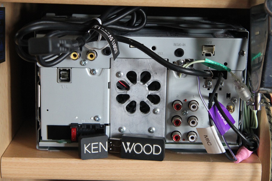 Kenwood DMX7722DABS back end