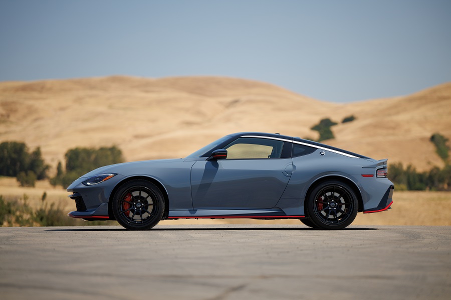 Nissan Z Nismo side profile