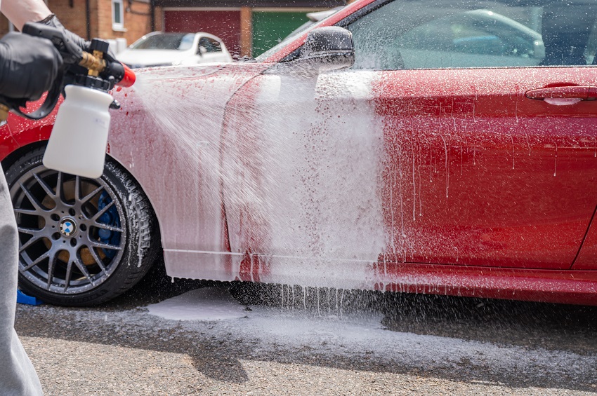 Griot's Garage Foaming Surface Wash Snow Foam Review Fast Car