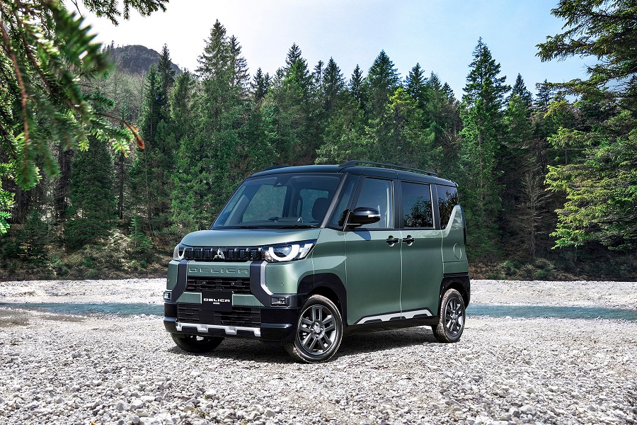 Mitsubishi Delica Mini