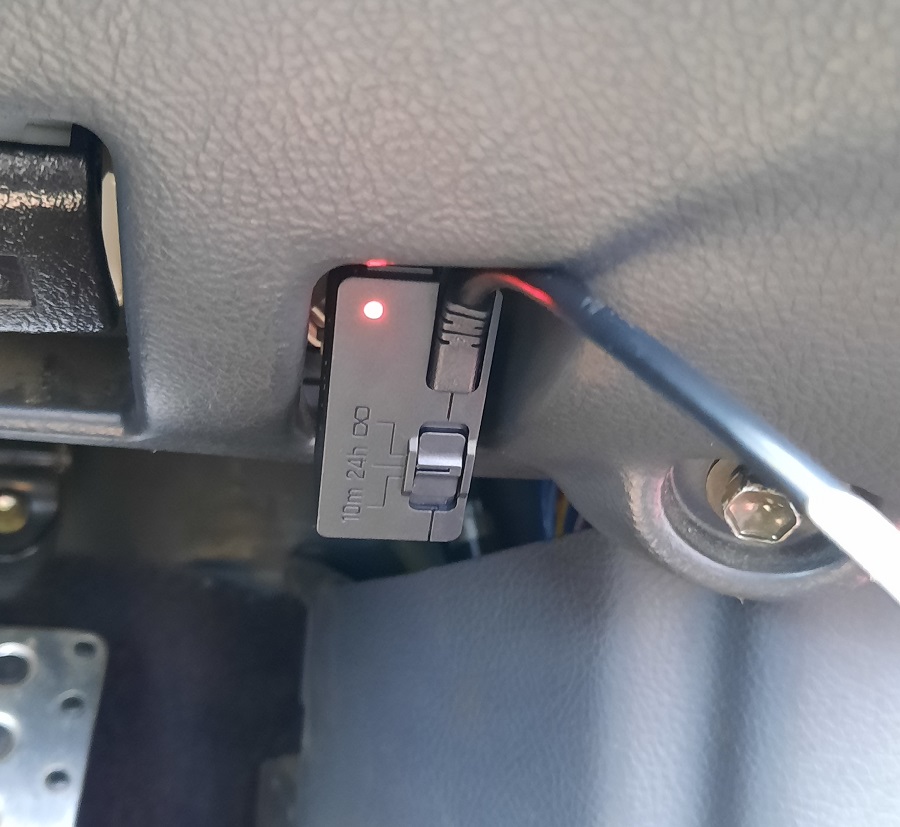 OBD2 power connection