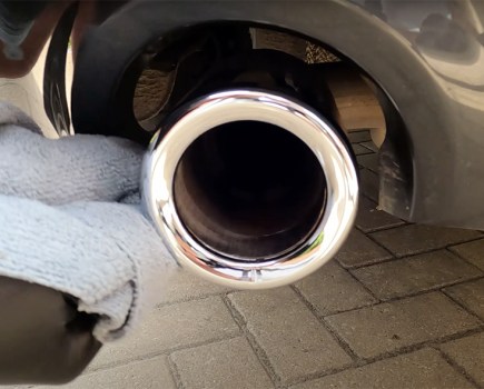 Clean exhaust tips