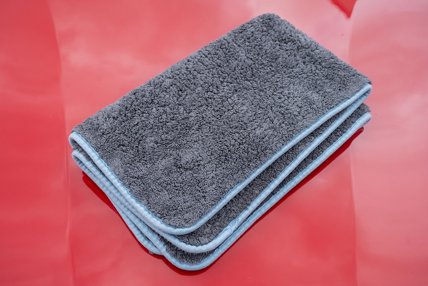 Liquid Elements Silverback XL Drying Towel Review Fast Car