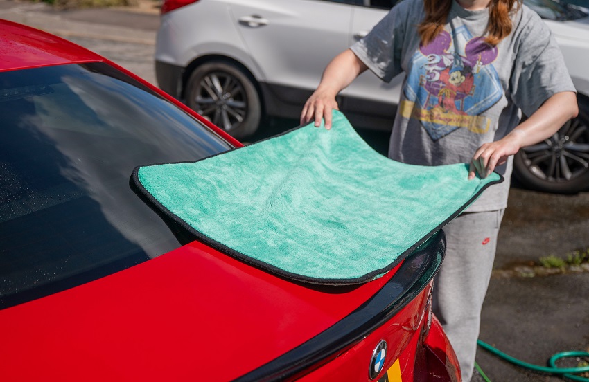 Auto Finesse Aqua Deluxe XL drying towel review