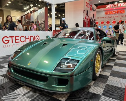 green Ferrari F40
