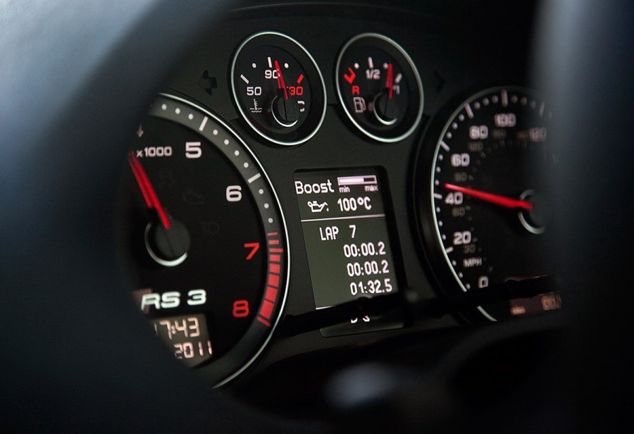 Dials in Audi