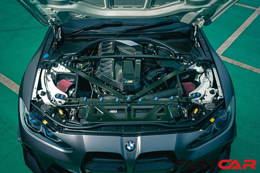 modified engine bay in carbonwurks bmw m4