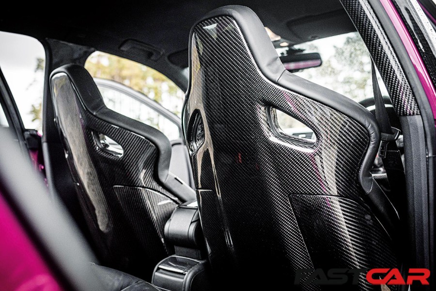 carbon backed seats 