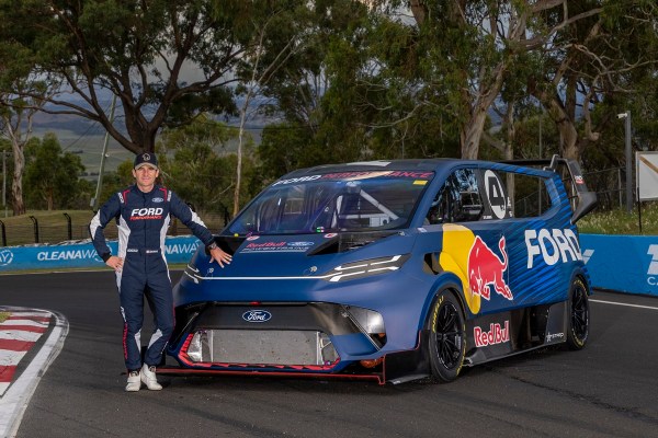 Romain Dumas & Ford Supervan 4.2